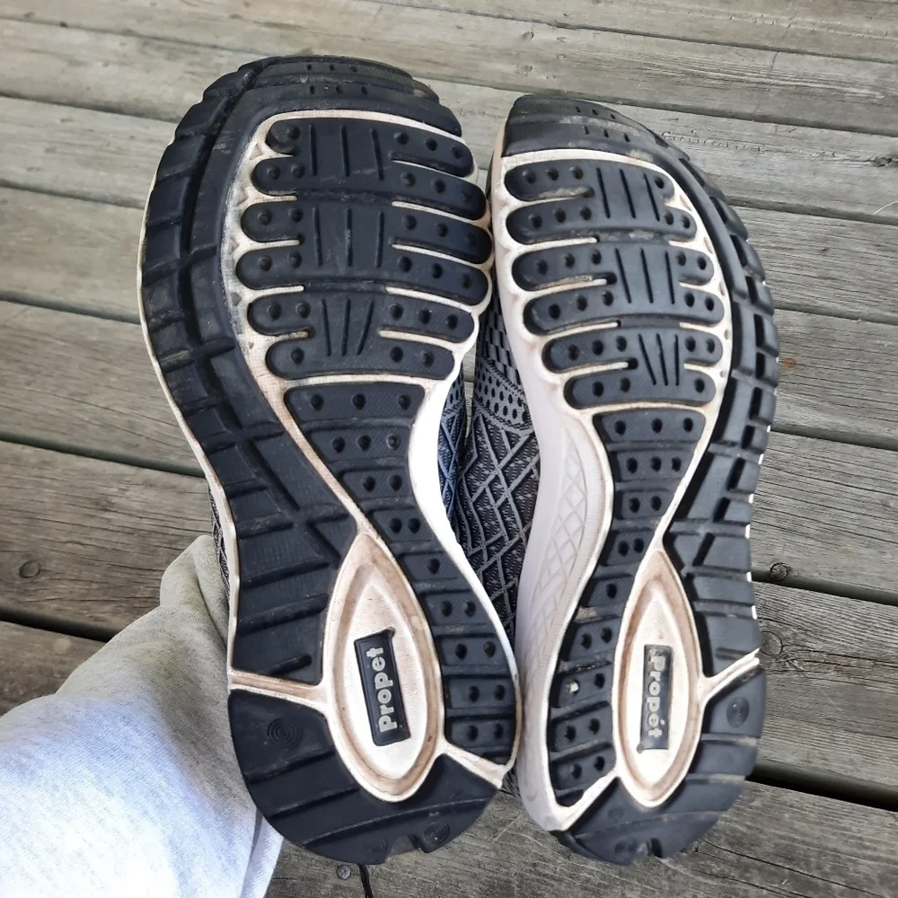 Propet One Walking Active  Black/Silver Therapeutic Comfort Shoes WAA103M Size 9